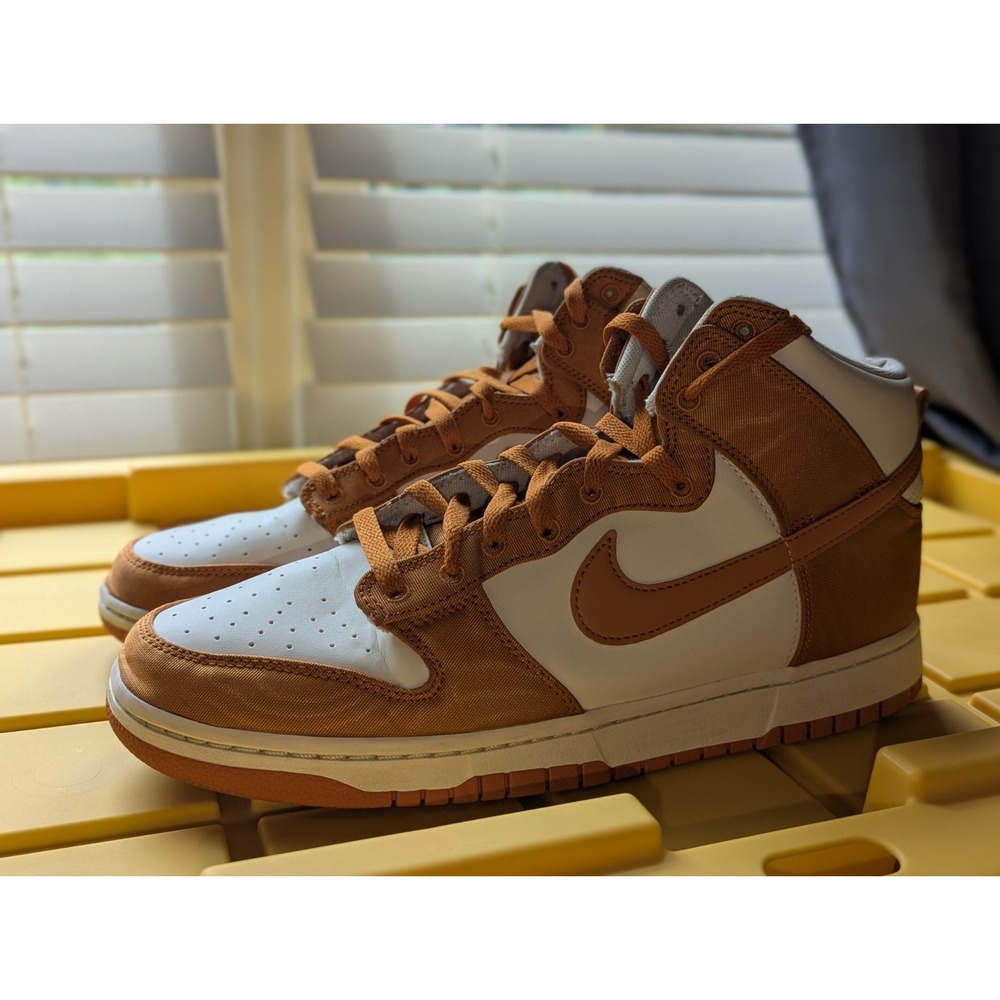 Nike Dunk Hi Retro SE Unisex Shoes Size 12 ‎ Monarch / Monarch / Sail No Box